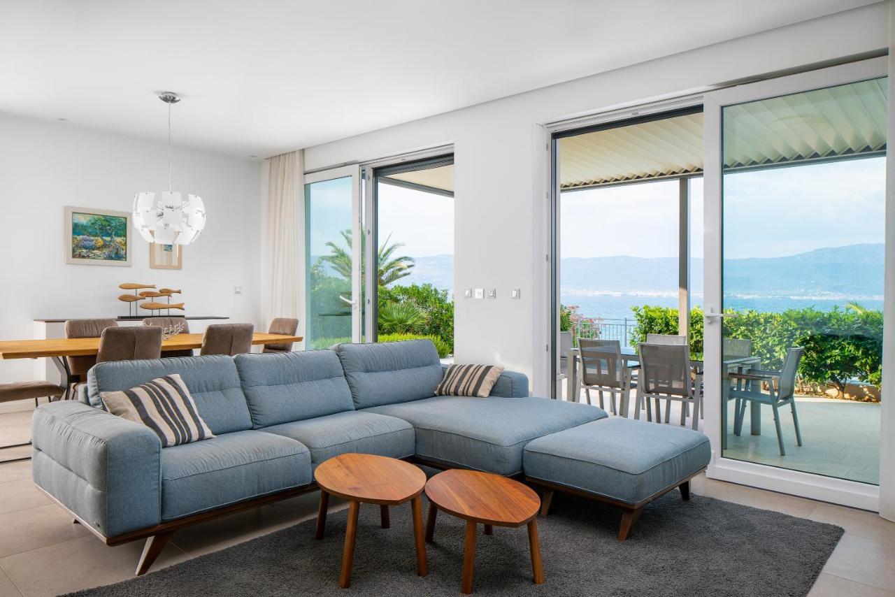 Acadia Beach Villas & Apartments สลาทิเน ภายนอก รูปภาพ