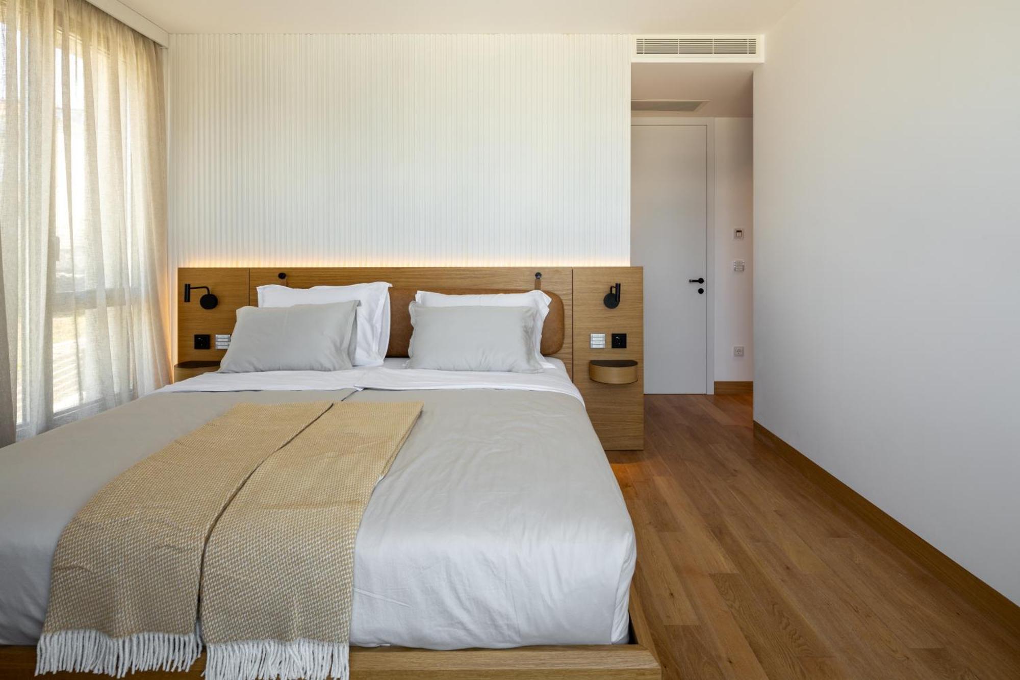 Acadia Beach Villas & Apartments สลาทิเน ภายนอก รูปภาพ